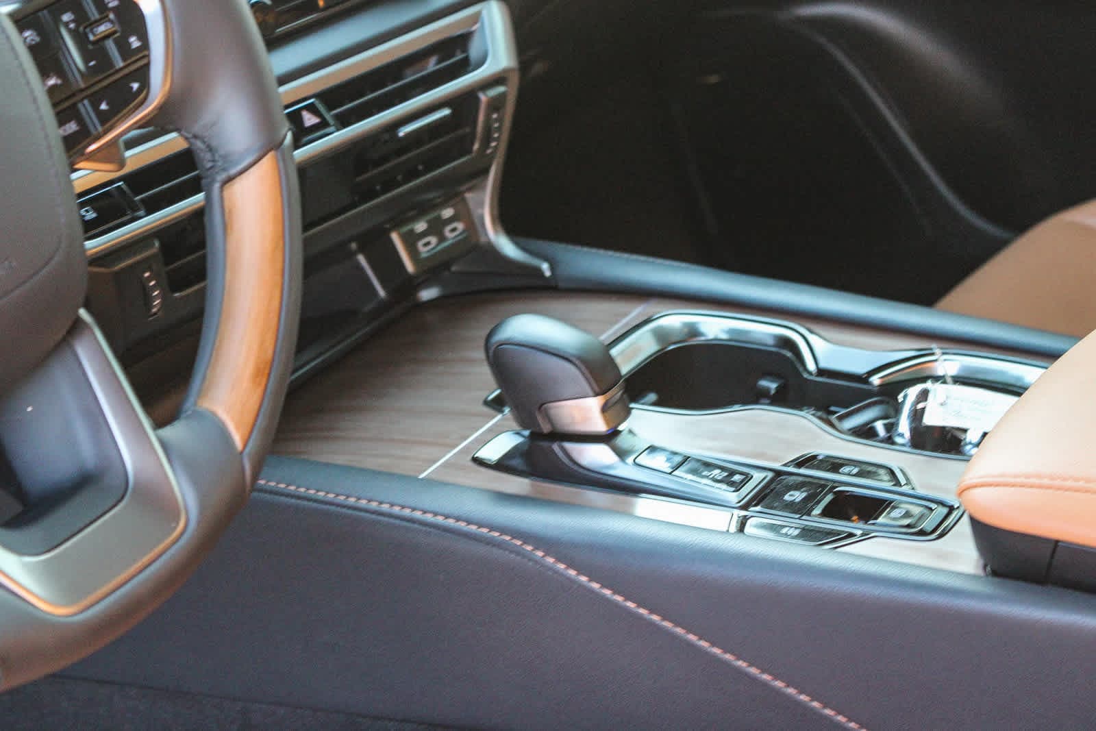 Thumbnail: 2025 Lexus RX - 23