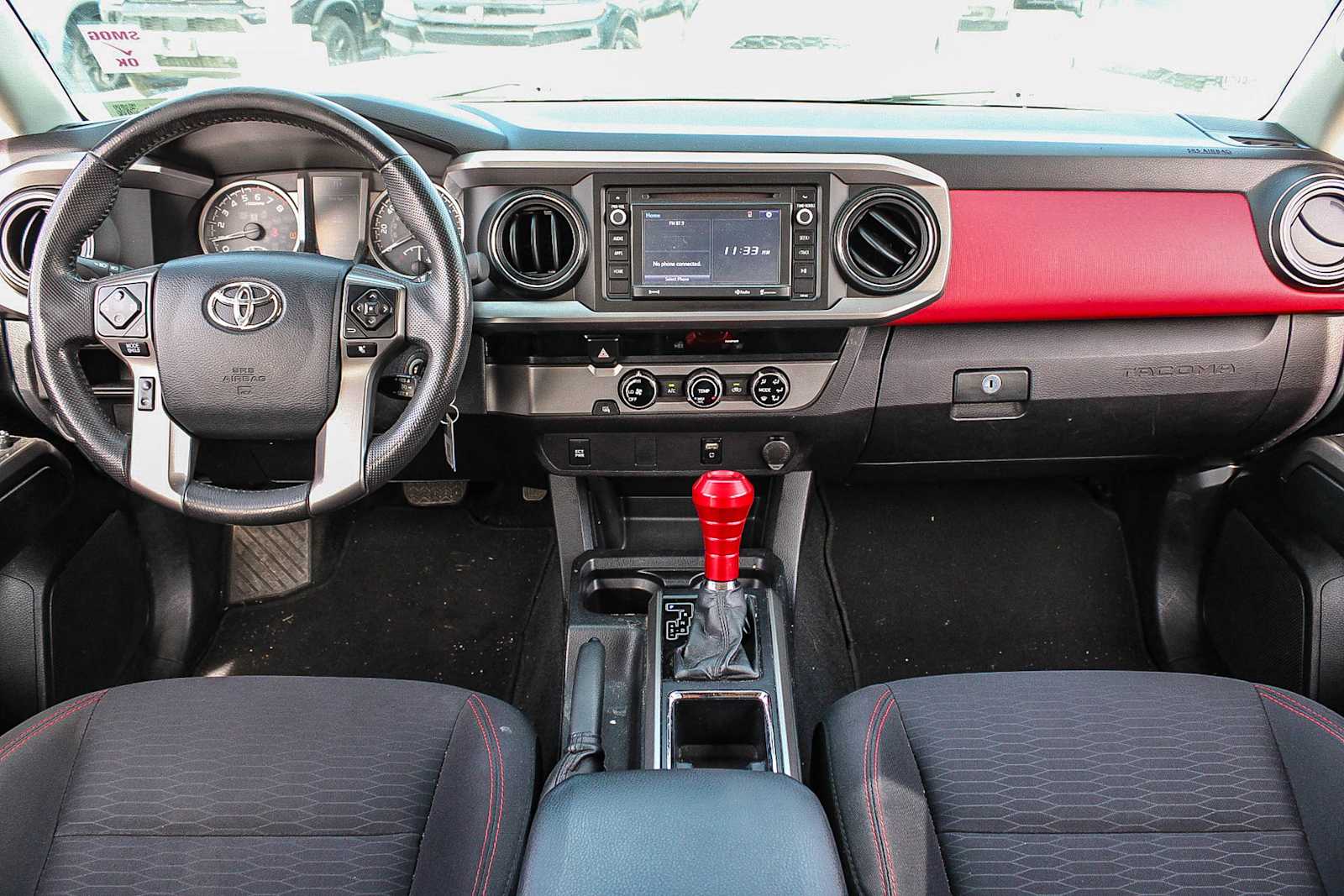 Thumbnail: 2017 Toyota Tacoma - 12