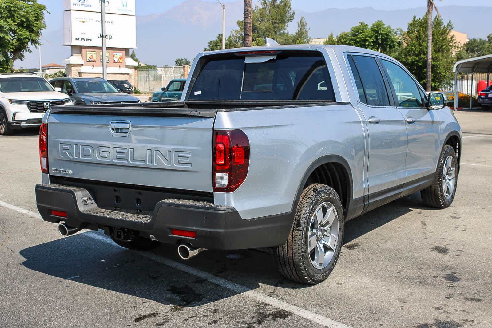 Thumbnail: 2026 Honda Ridgeline - 6