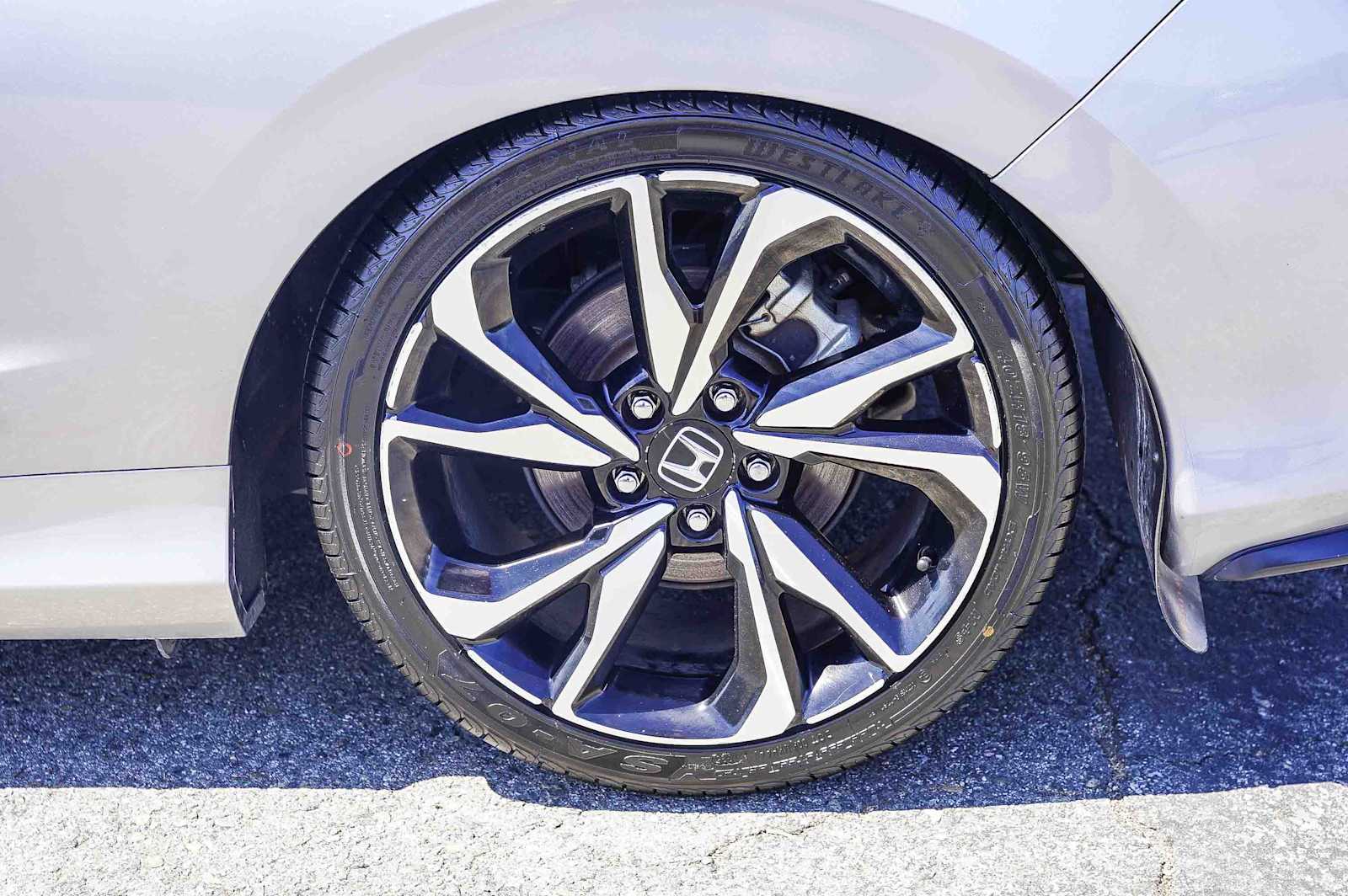 Thumbnail: 2019 Honda Civic - 8