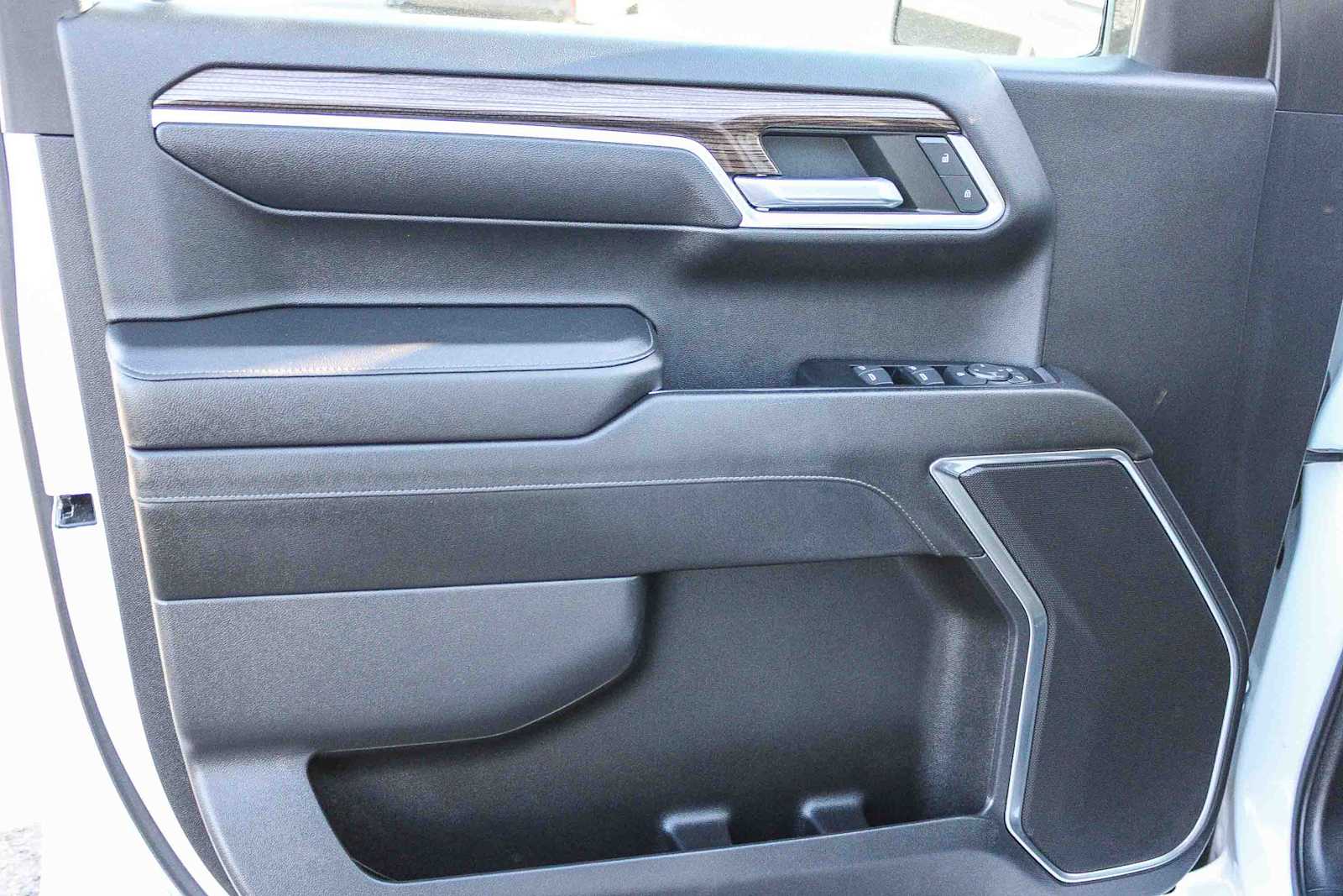 Thumbnail: 2022 Chevrolet Silverado 1500 - 15