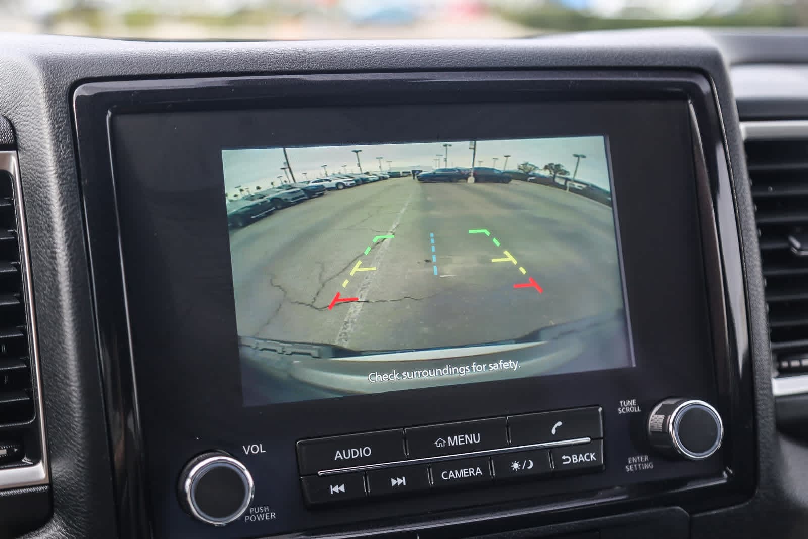 Thumbnail: 2023 Nissan Frontier - 25