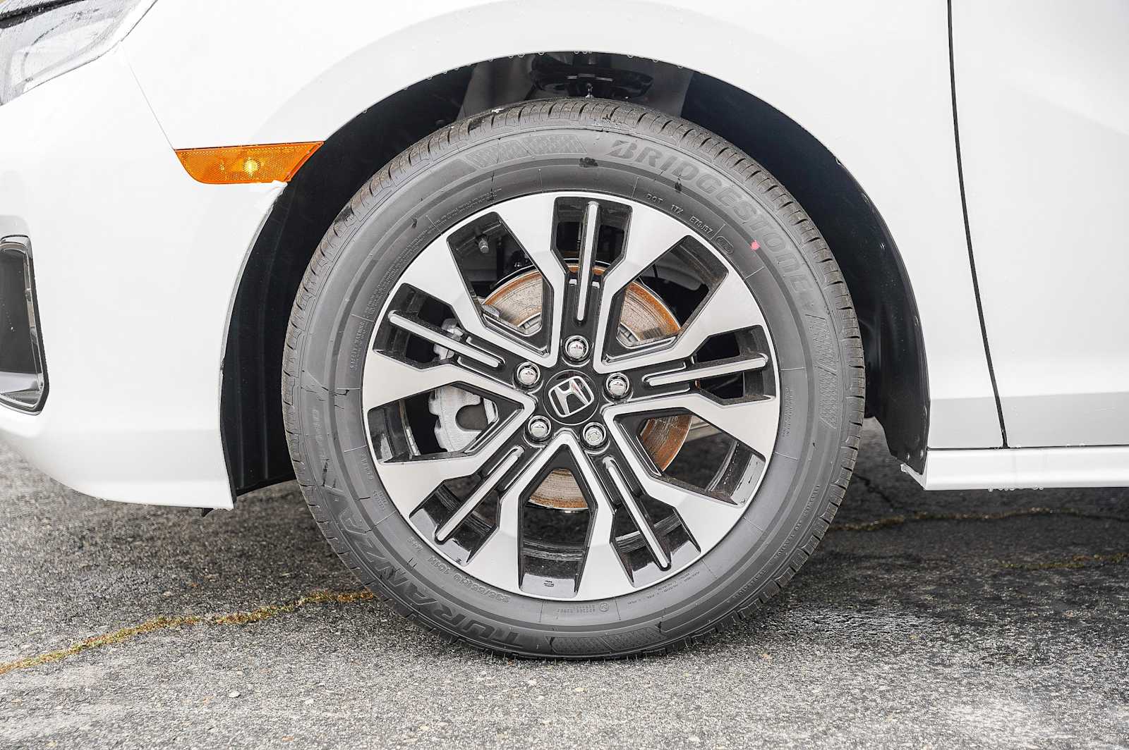 Thumbnail: 2026 Honda Odyssey - 9