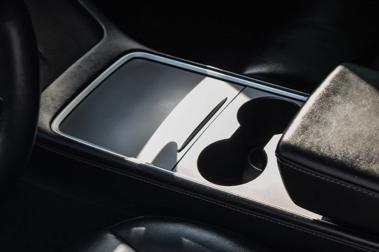 Thumbnail: 2021 Tesla Model 3 - 16