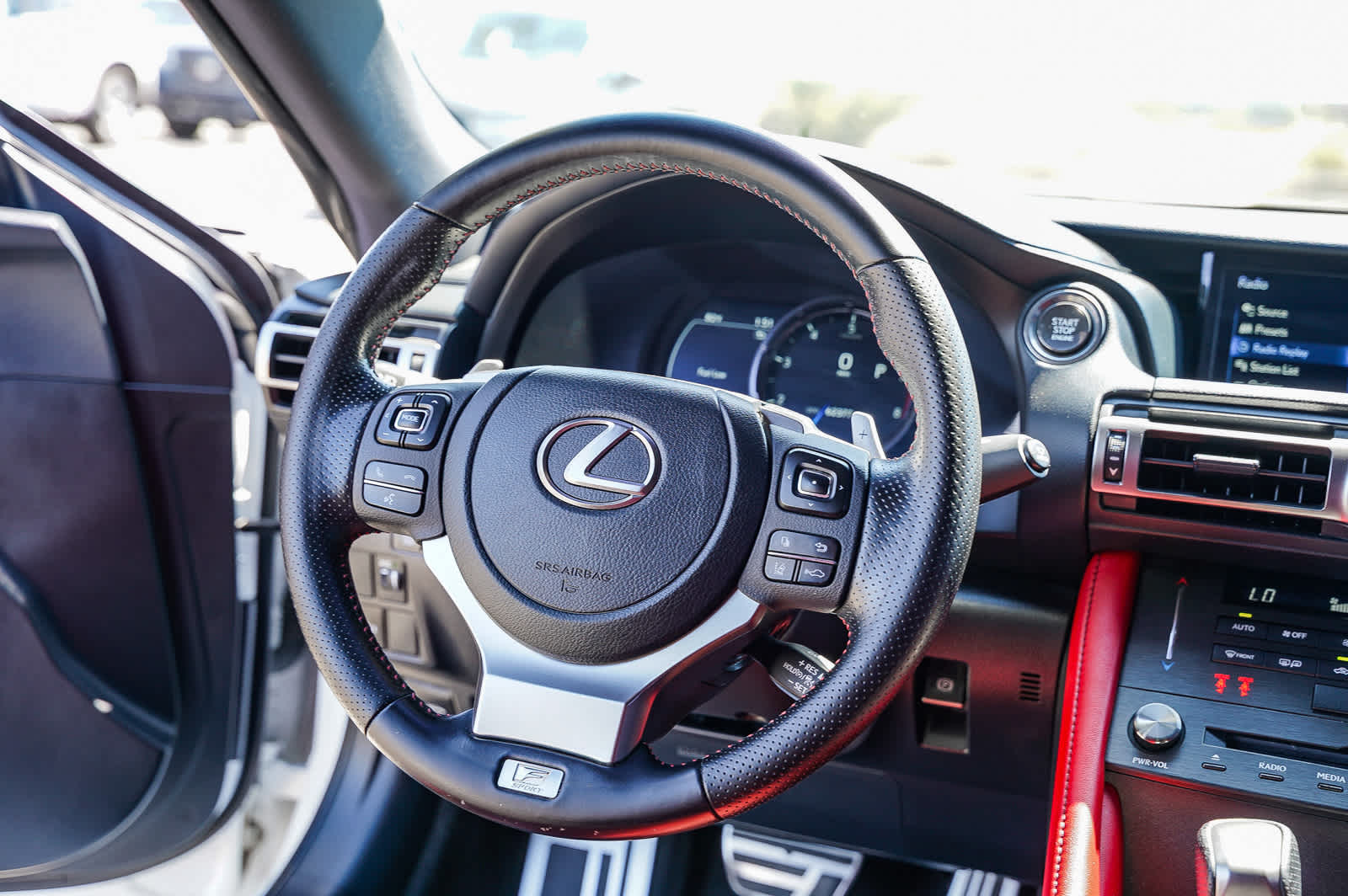 Thumbnail: 2022 Lexus RC - 15