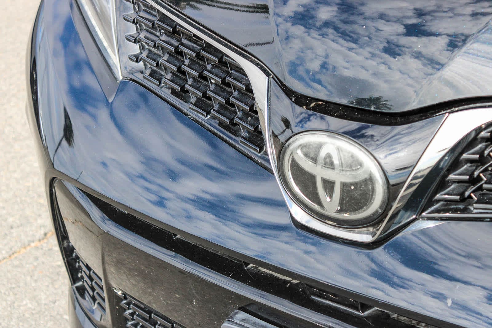 Thumbnail: 2018 Toyota Sienna - 11