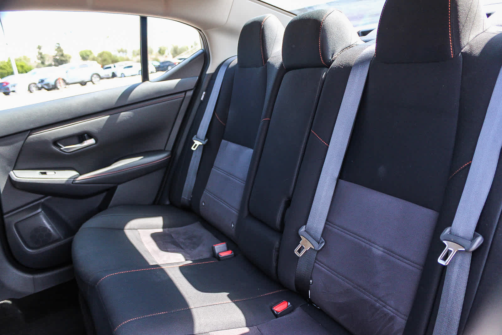 2025 Nissan Sentra SR - Photo 18