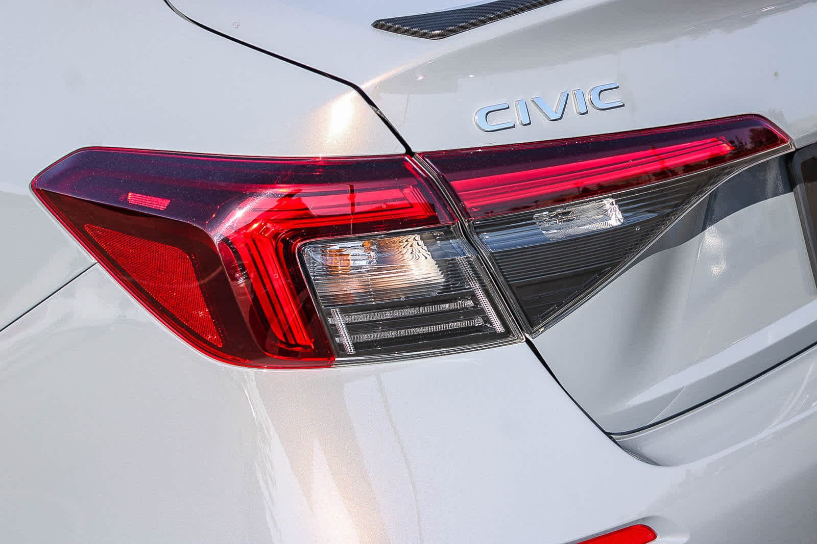 2025 Honda Civic Hybrid Sport photo 6