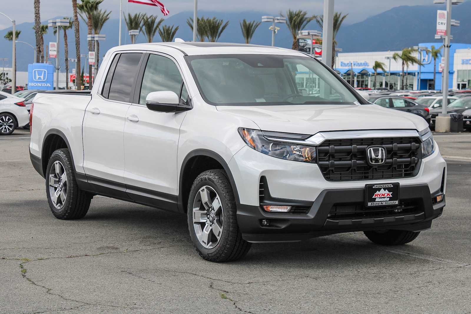 2025 Honda Ridgeline RTL photo 3