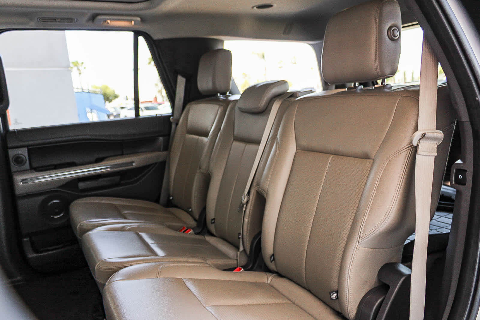 Thumbnail: 2019 Ford Expedition - 18