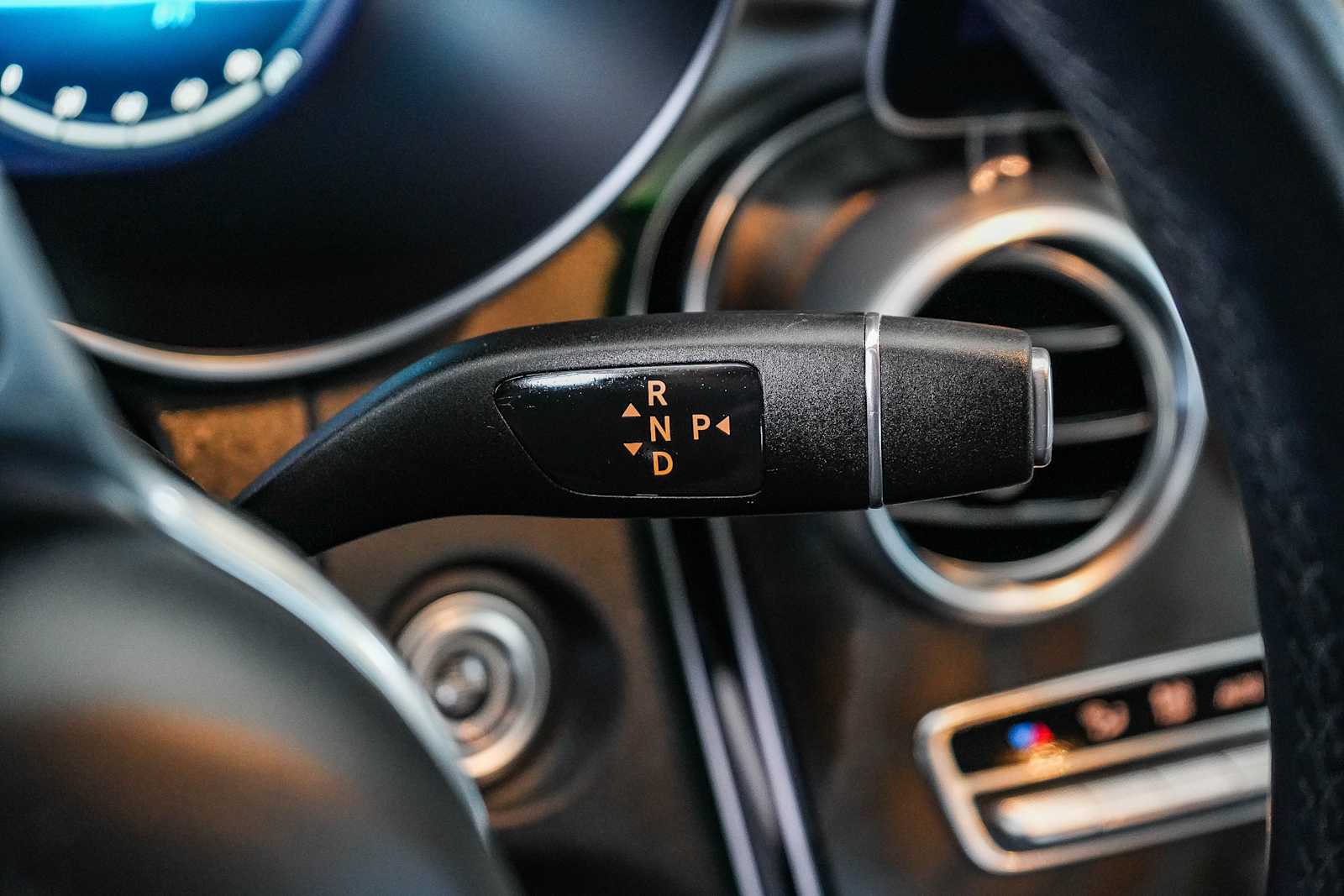 Thumbnail: 2022 Mercedes-Benz GLC - 15