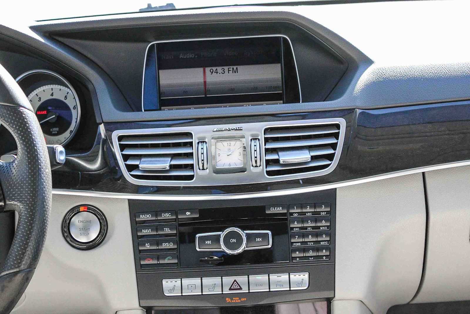 Thumbnail: 2014 Mercedes-Benz E-Class - 13
