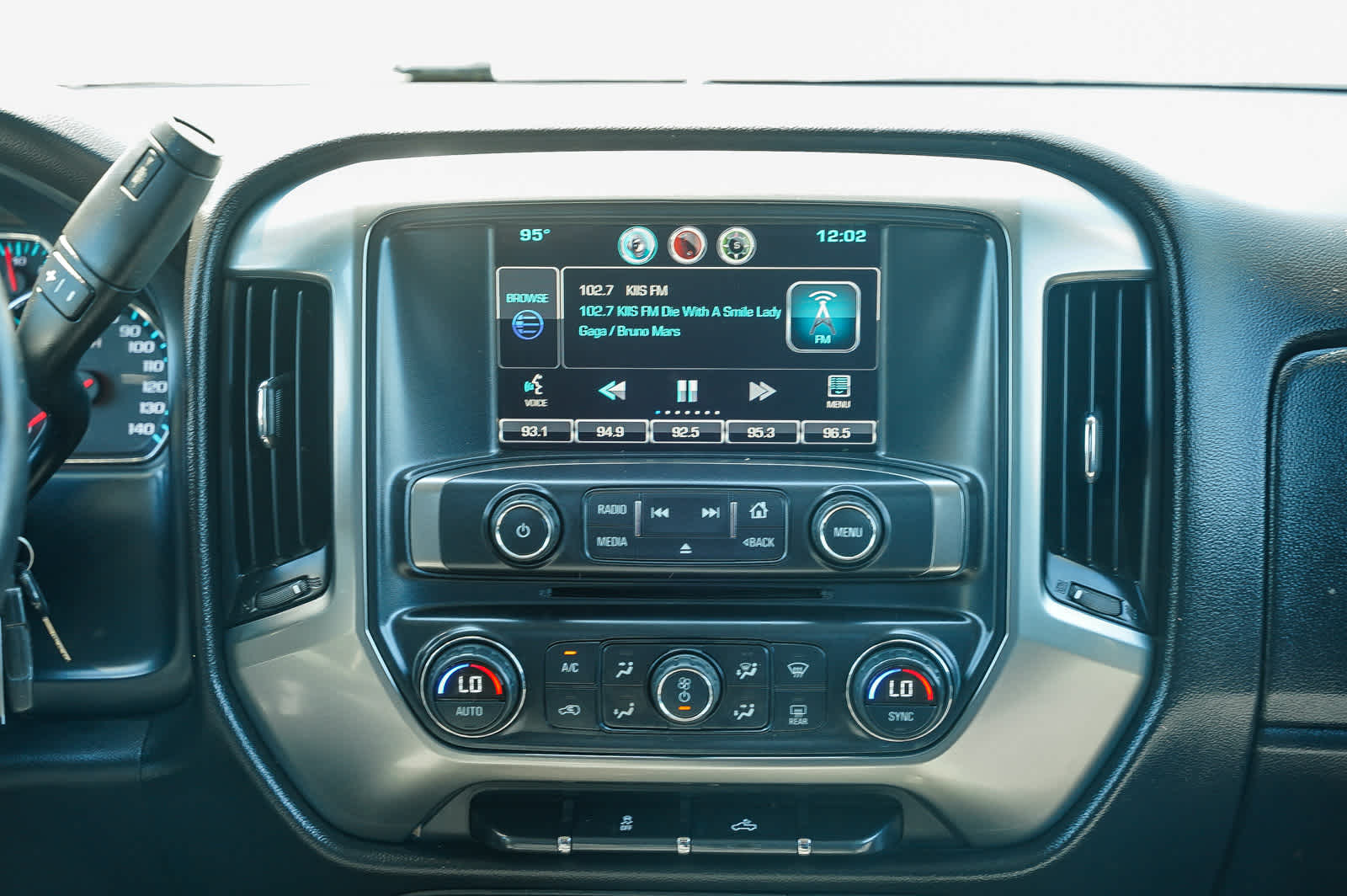 Thumbnail: 2015 Chevrolet Silverado 1500 - 10