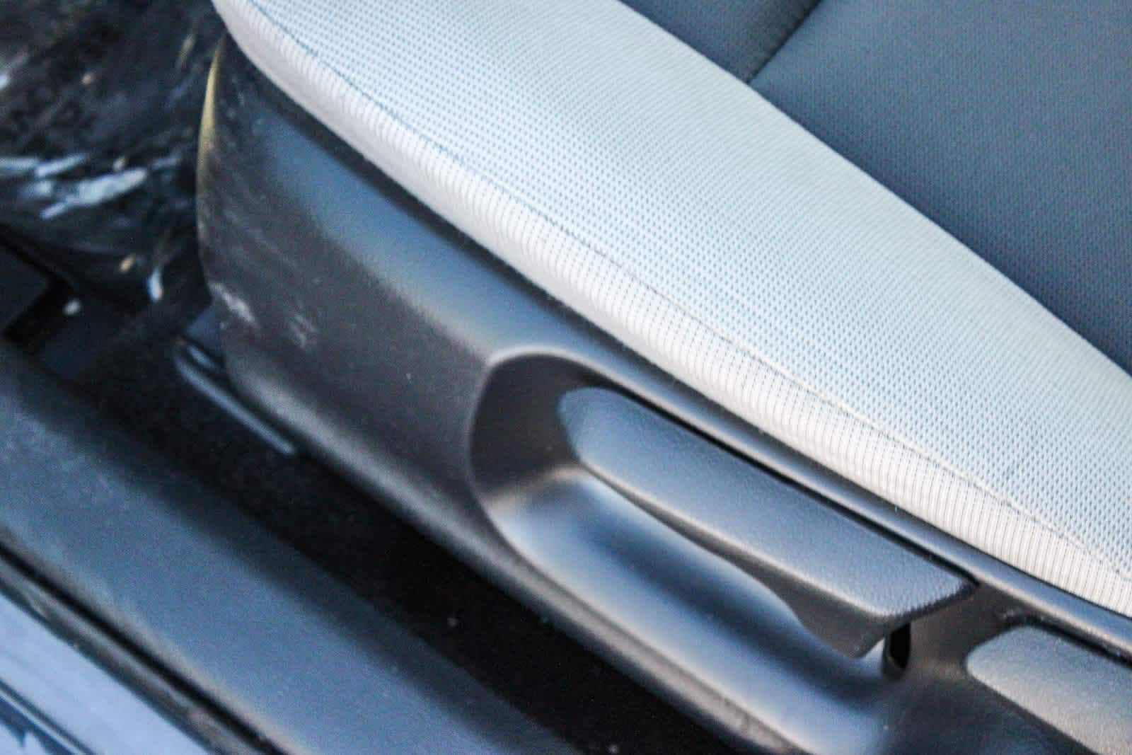 Thumbnail: 2023 Toyota Corolla - 21