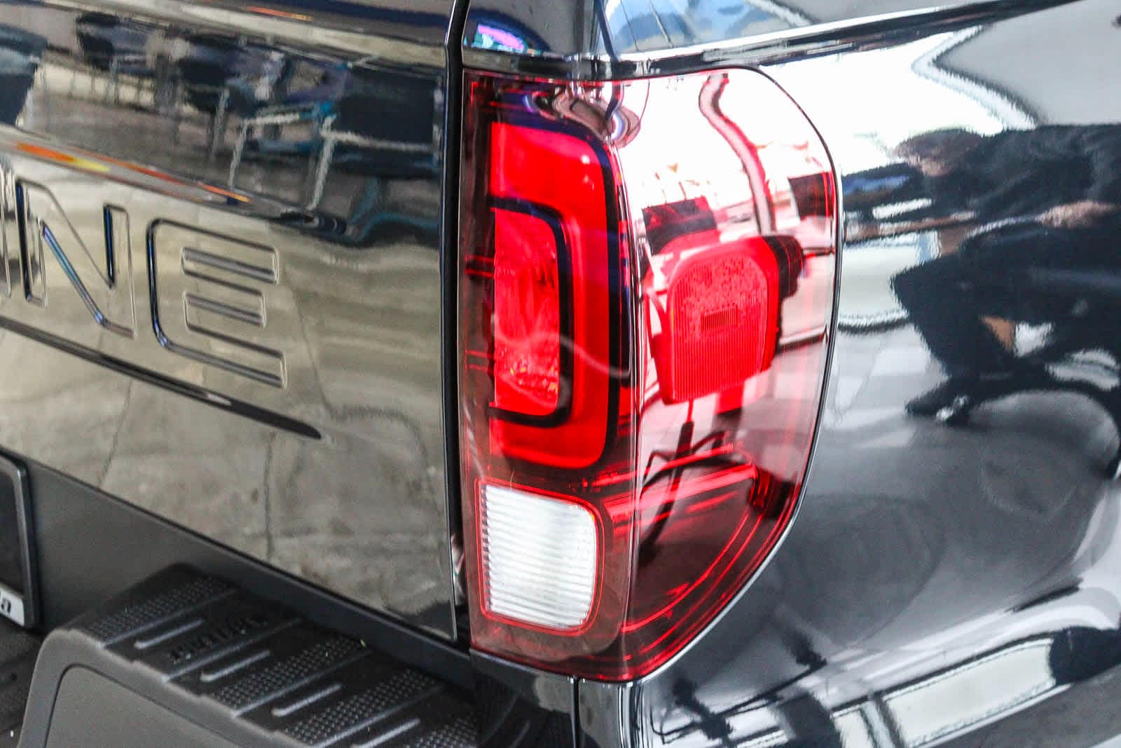 Thumbnail: 2025 Honda Ridgeline - 9
