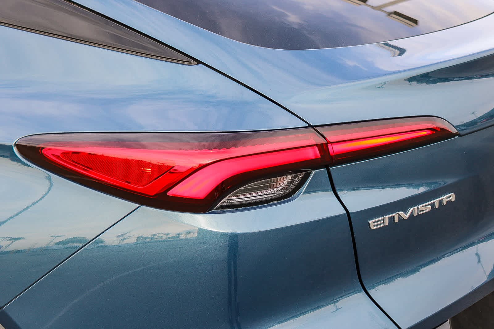 2024 Buick Envista Sport Touring photo 6