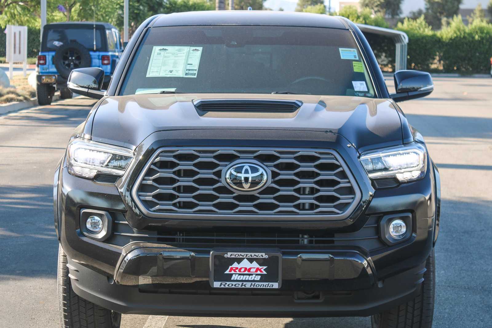 2022 Toyota Tacoma TRD Sport 2