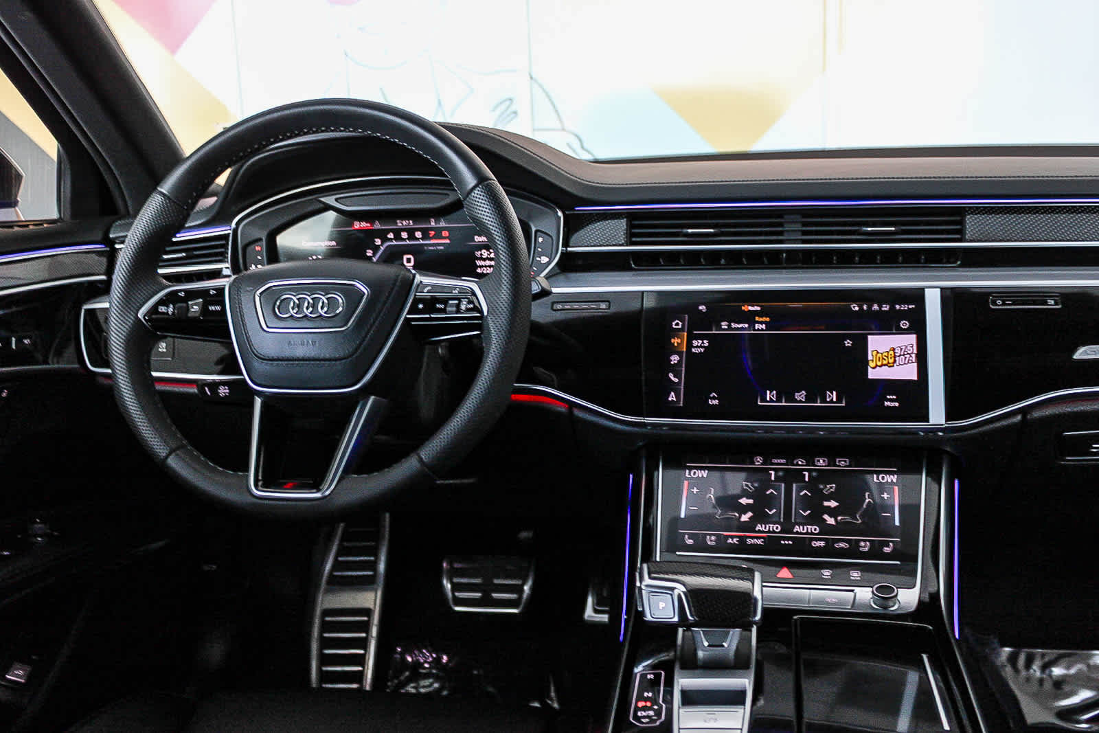Thumbnail: 2024 Audi S8 - 13