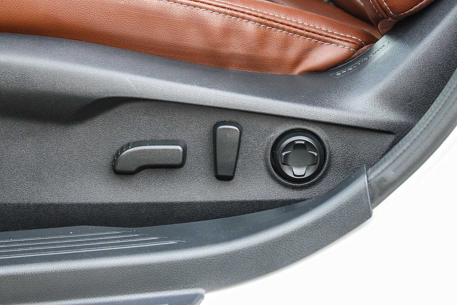 Thumbnail: 2023 Subaru Outback - 18