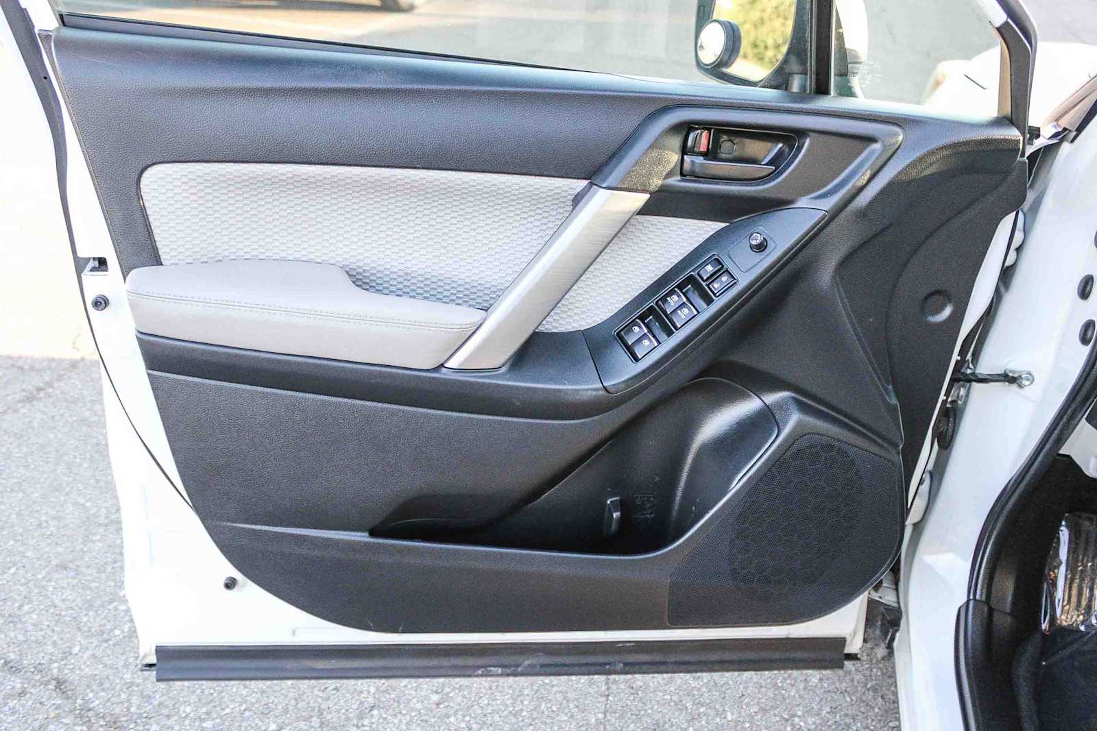 Thumbnail: 2018 Subaru Forester - 17