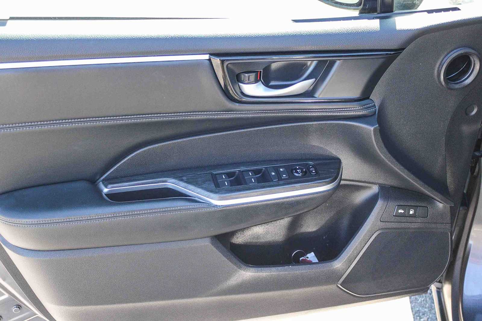 Thumbnail: 2019 Honda Clarity - 19