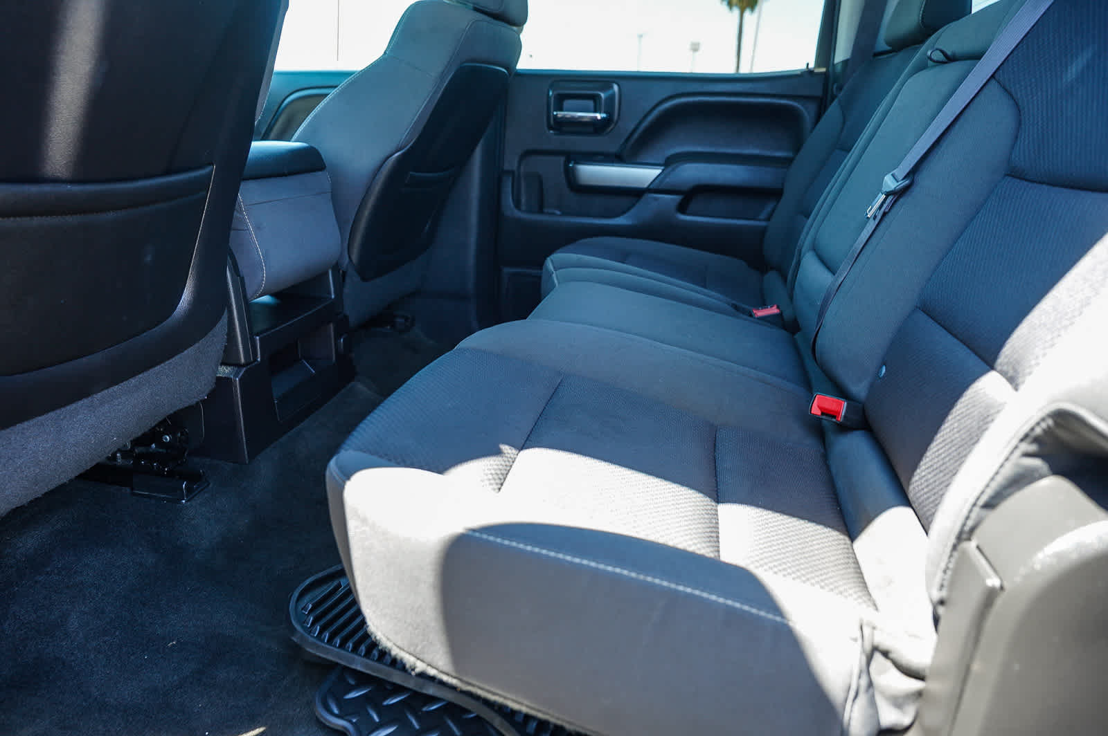 Thumbnail: 2015 Chevrolet Silverado 1500 - 15