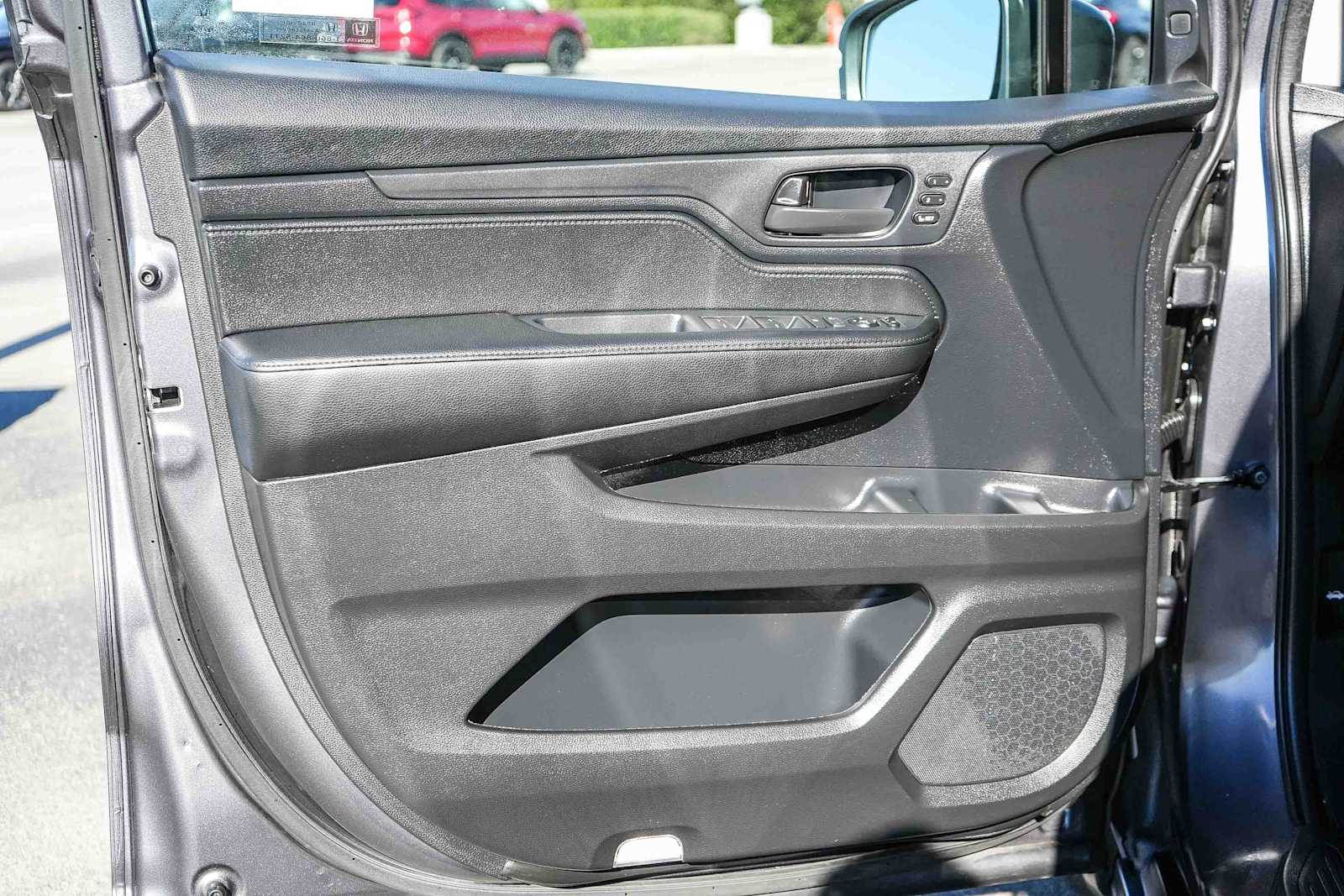 Thumbnail: 2025 Honda Odyssey - 22