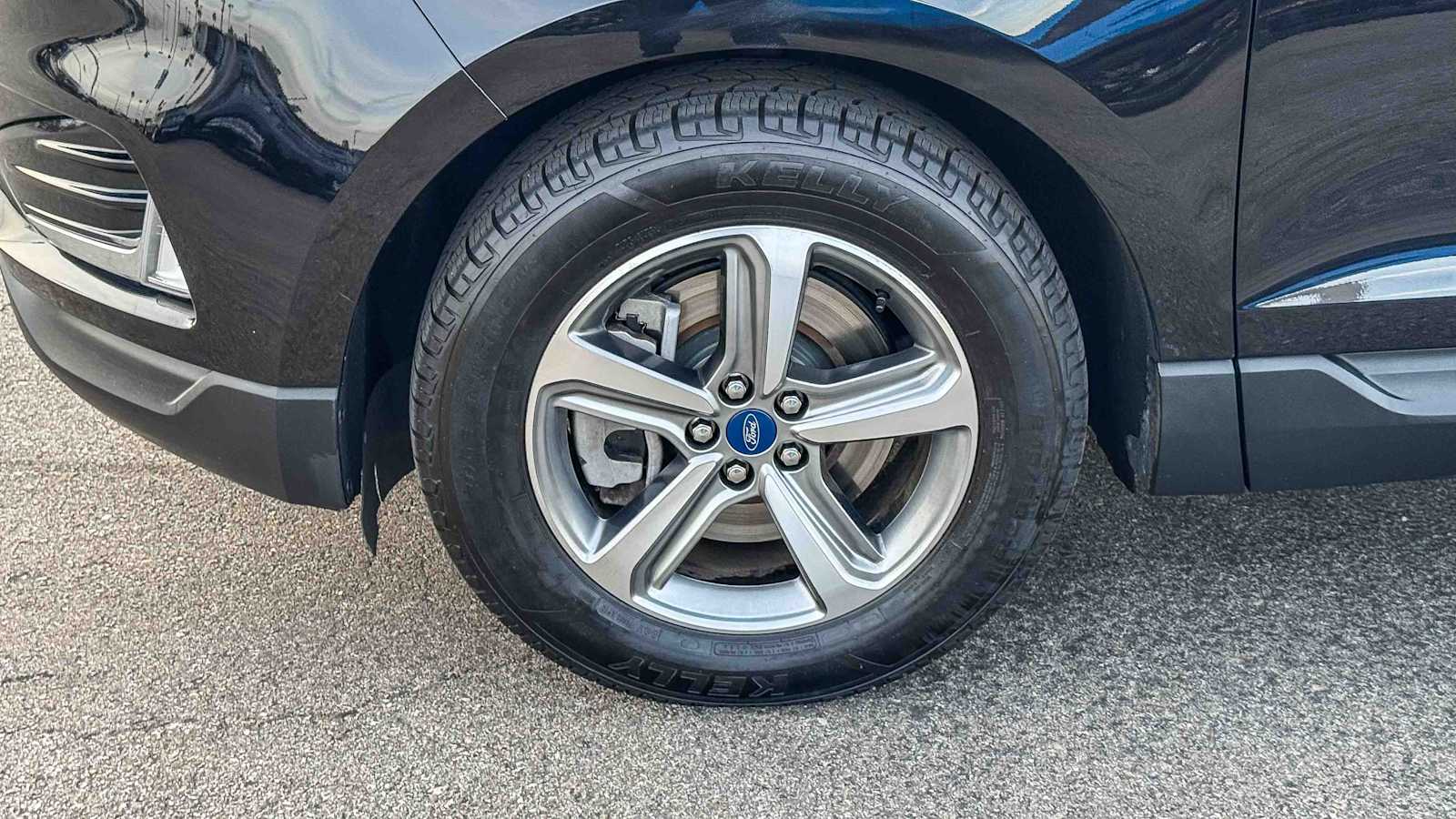 Thumbnail: 2021 Ford Edge - 9