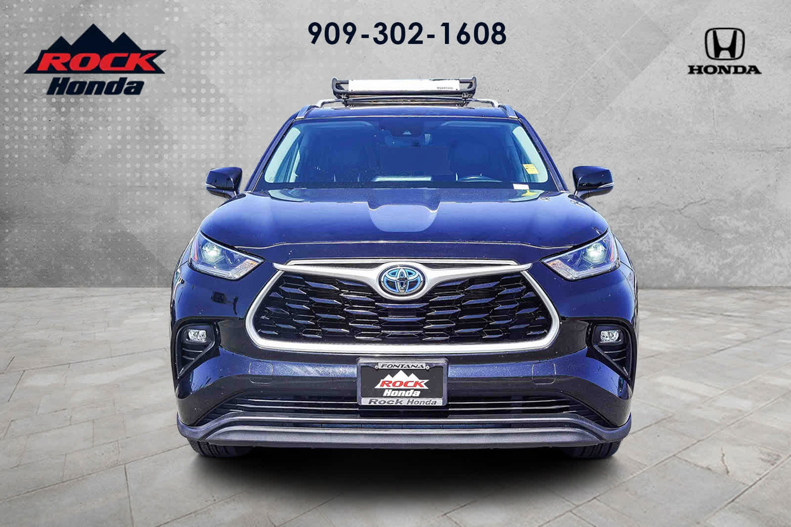 Thumbnail: 2021 Toyota Highlander - 2