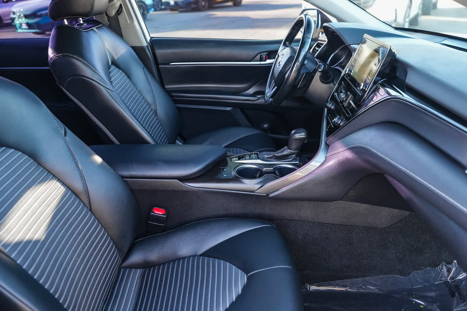 Thumbnail: 2023 Toyota Camry - 16