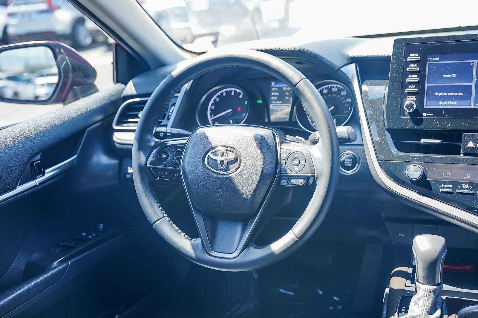 Thumbnail: 2021 Toyota Camry - 15