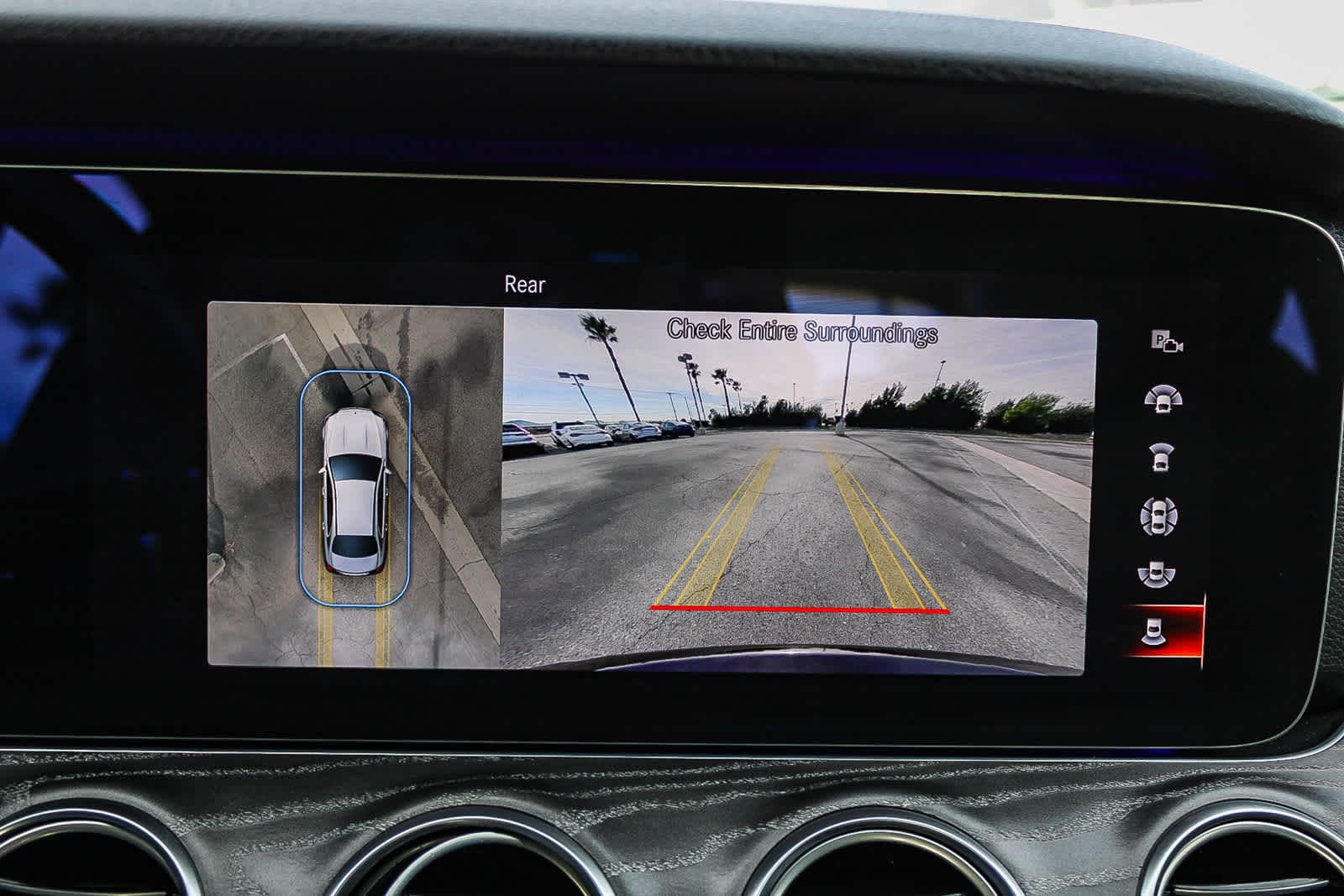 Thumbnail: 2021 Mercedes-Benz E-Class - 23