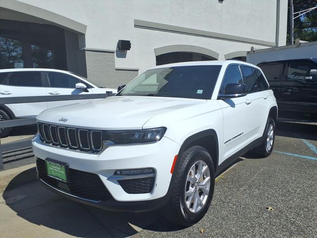 2022 Jeep Grand Cherokee Limited photo 3