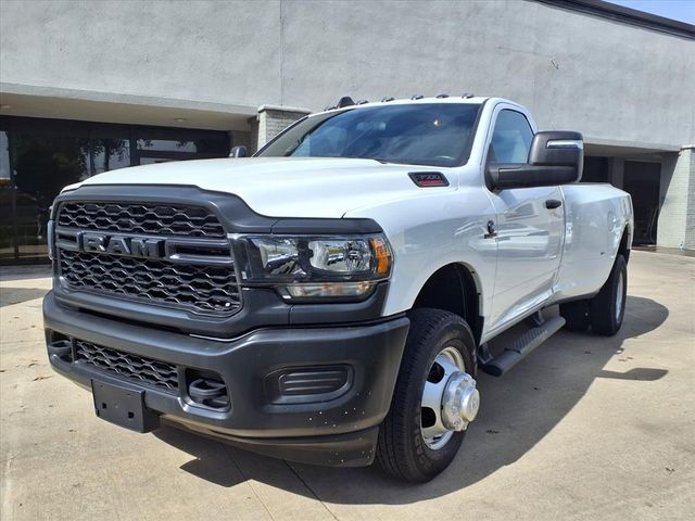 2024 Ram 3500 Tradesman photo 3