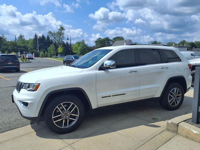 2021 Jeep Grand Cherokee Limited photo 4