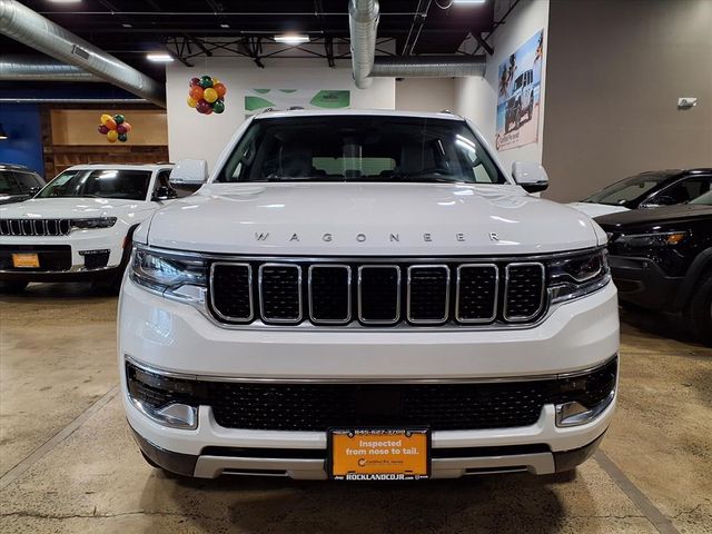 2022 Jeep Wagoneer Series II photo 2