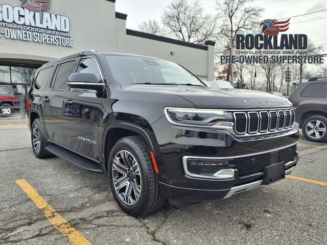 2024 Jeep Wagoneer L Series II's photo