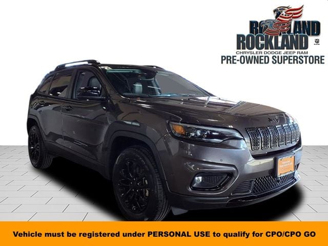 2023 Jeep Cherokee Altitude Lux's photo