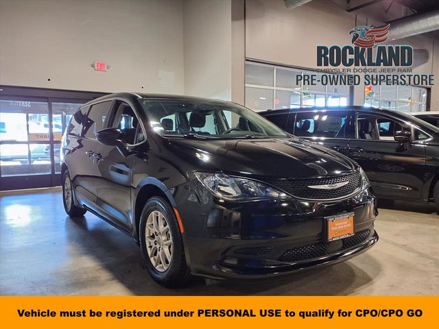 2024 Chrysler Voyager LX Van Passenger's photo