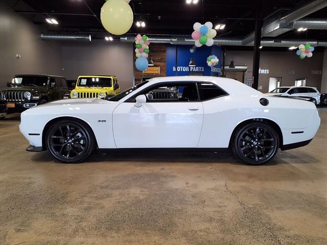 2023 Dodge Challenger R/T - Photo 6
