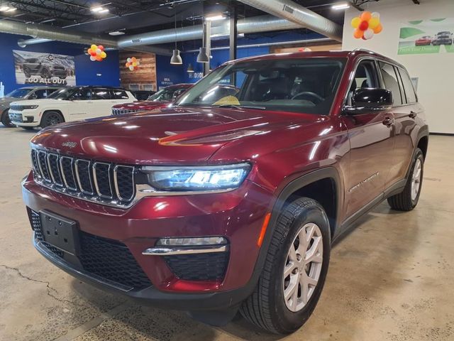 2022 Jeep Grand Cherokee Limited photo 3