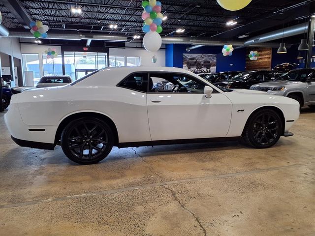 2023 Dodge Challenger R/T - Photo 10