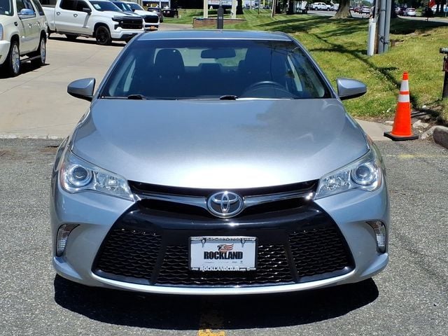Used 2015 Toyota Camry SE with VIN 4T1BF1FKXFU061228 for sale in Nanuet, NY