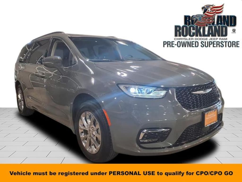 Used 2022 Chrysler Pacifica Touring L Van Passenger Van