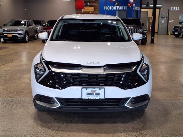 2023 Kia Sportage EX photo 2