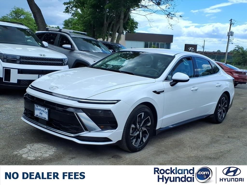 2025 Hyundai Sonata SEL - Photo 4