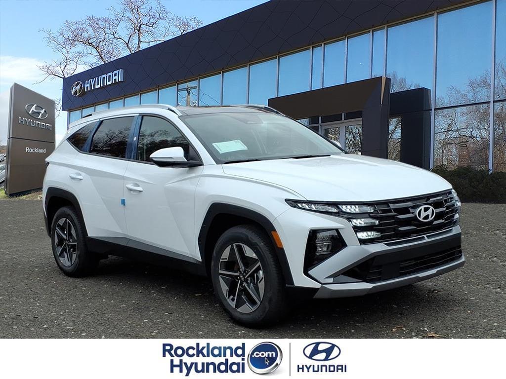 New 2025 Hyundai Tucson Hybrid SEL Convenience SUV