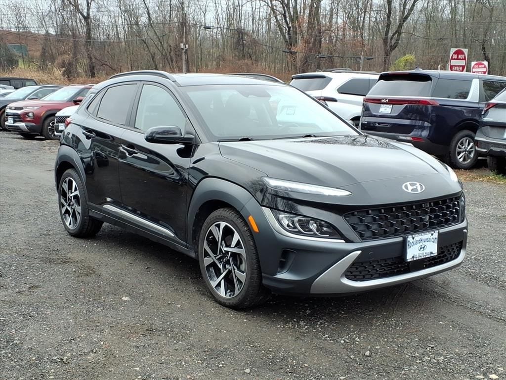 2023 Hyundai Kona Limited's photo