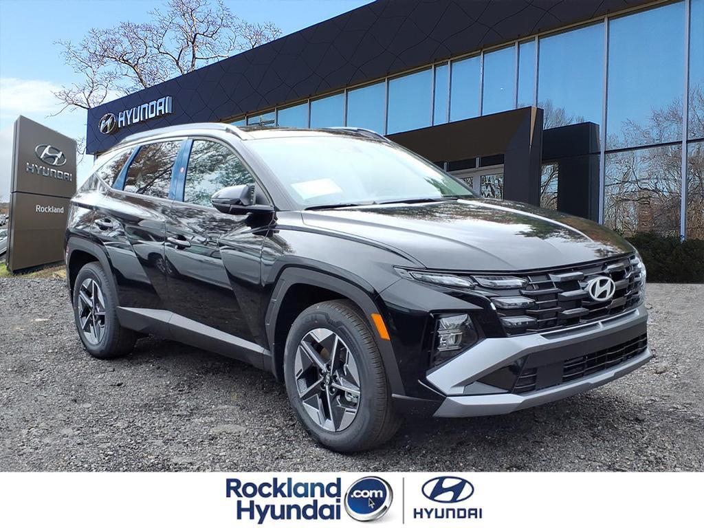 2025 Hyundai Tucson Hybrid SUV 