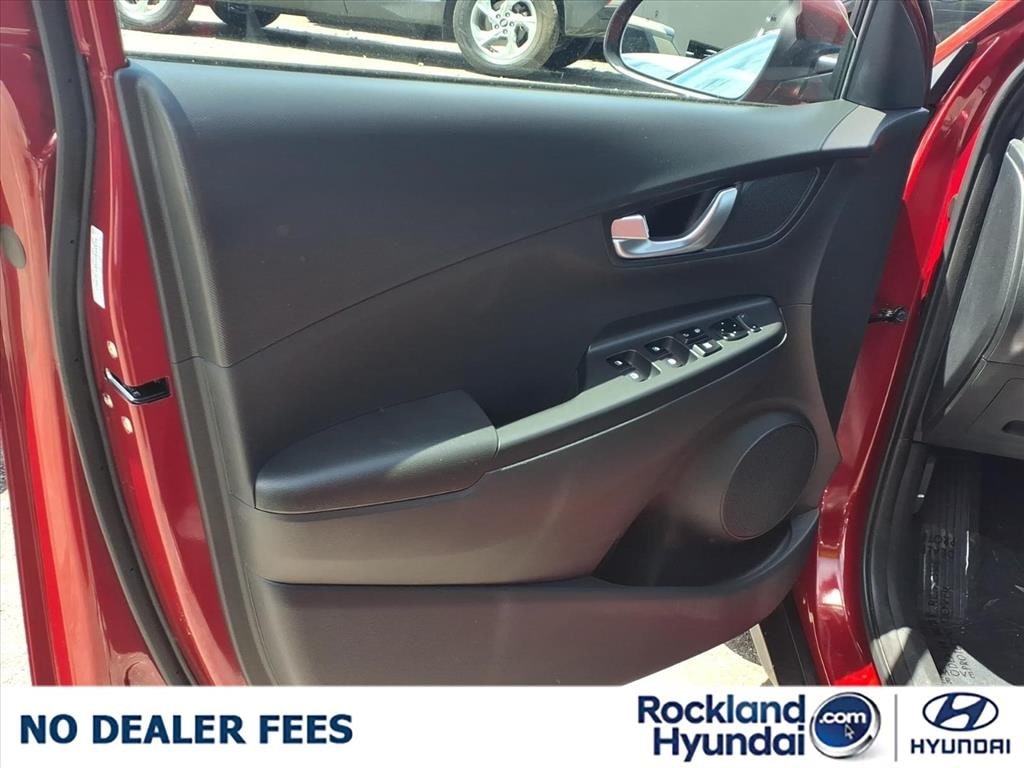 2023 Hyundai Kona SEL - Photo 10